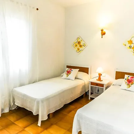 Sleeps 8 Pool Wifi Son Parc